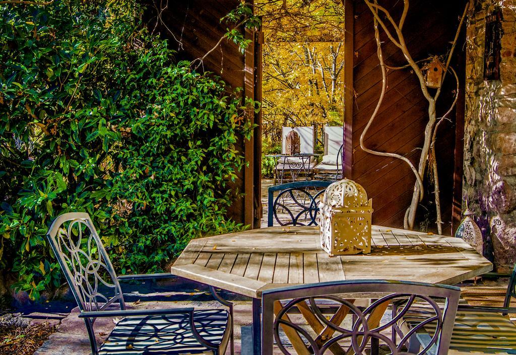 Hostal Cal Sodhi Argestues Habitación foto